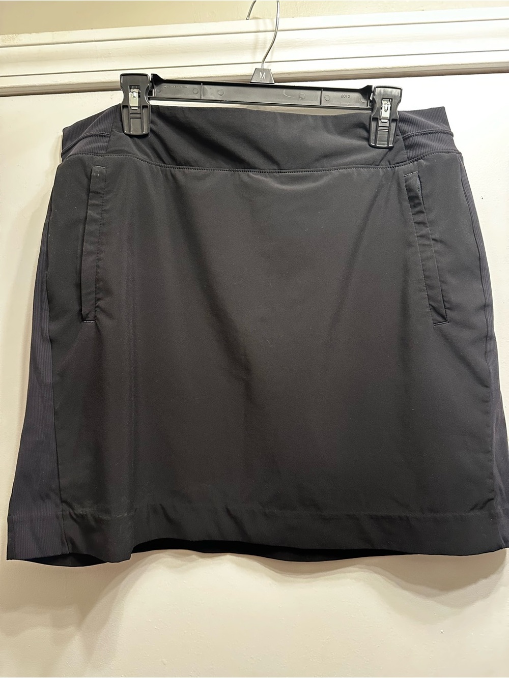 Athleta Black Athletic Skirt with Side Pockets